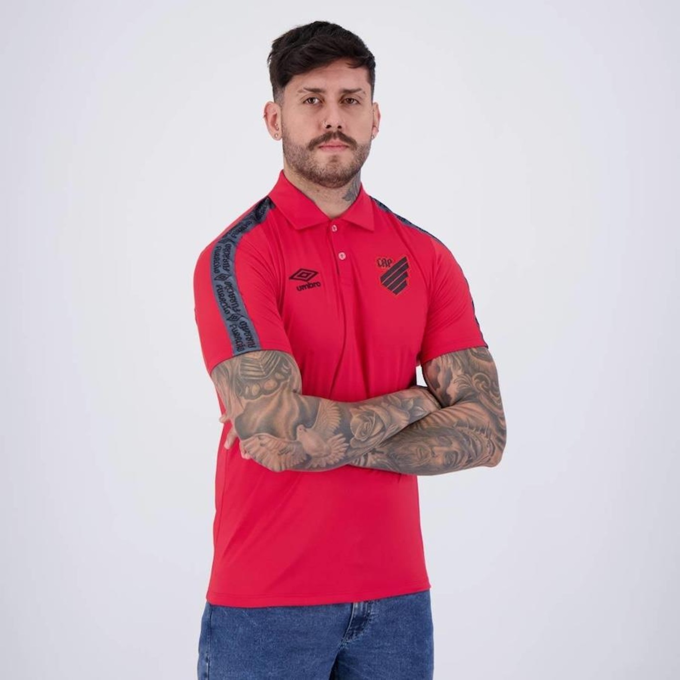 Camisa Polo Umbro Athletico Paranaense Viagem 2022 - Masculina - Foto 2