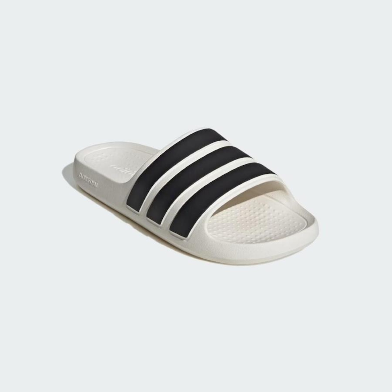 Chinelo adidas Adilette Flow Slide - Unissex - Foto 4