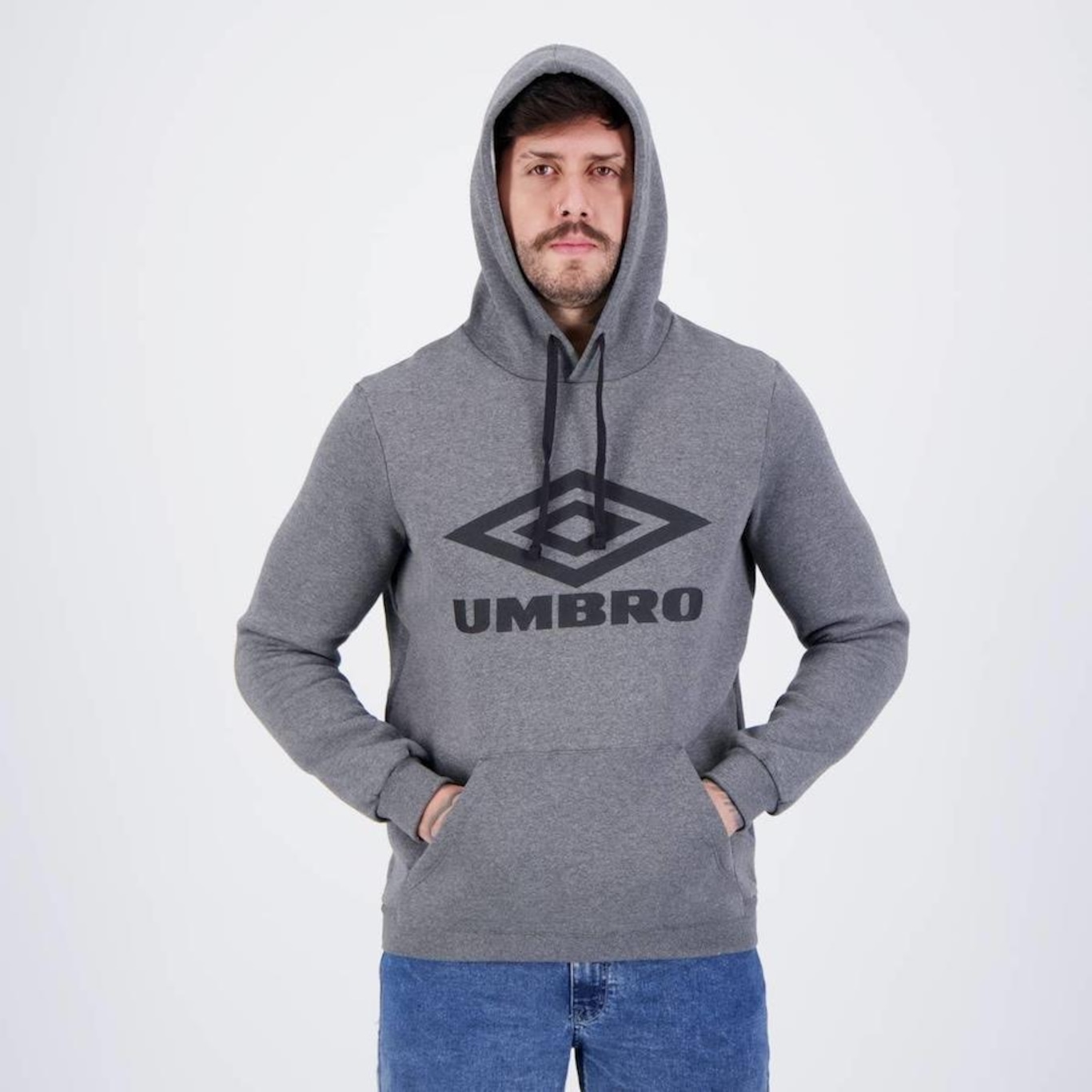 Blusão de Moletom com Capuz Umbro Essential - Masculino - Foto 3