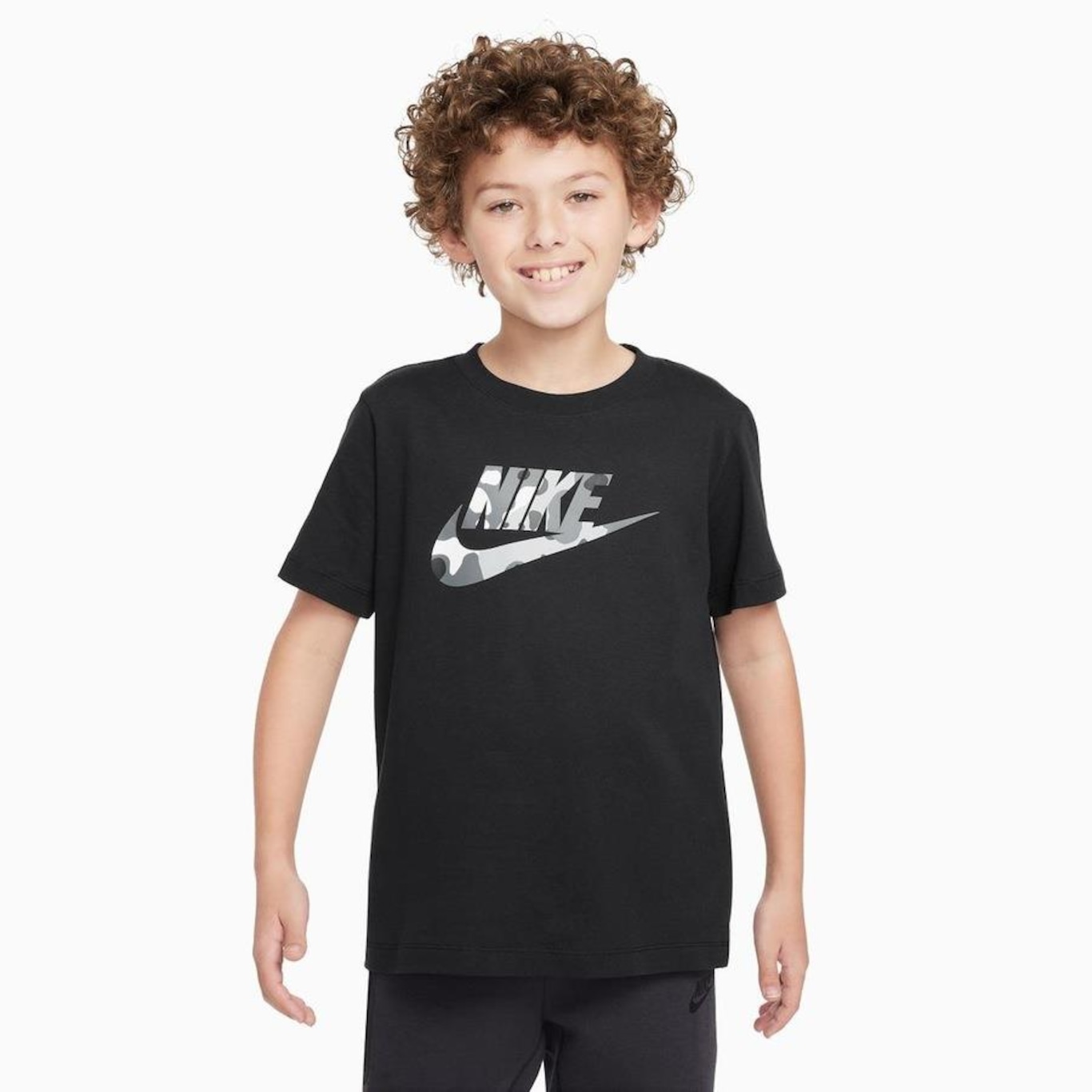 Camiseta Nike Sportswear Club - Infantil - Foto 1