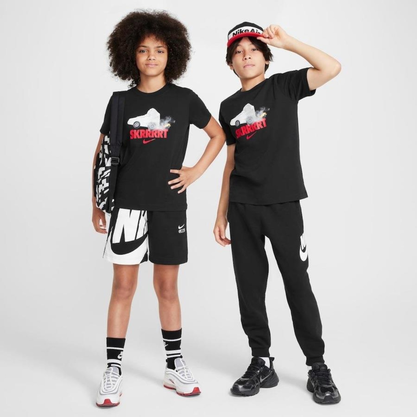 Camiseta Nike Sportswear - Infantil - Foto 4