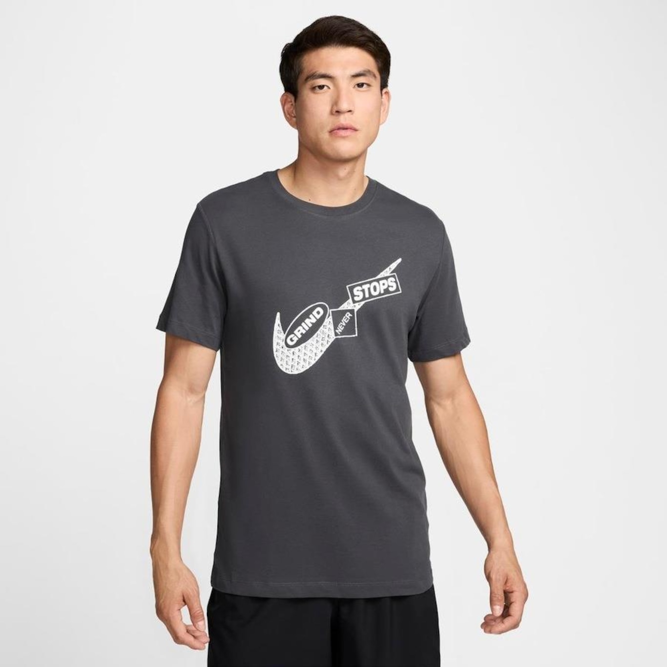 Camiseta Nike Dri-Fit Gym - Masculina - Foto 1