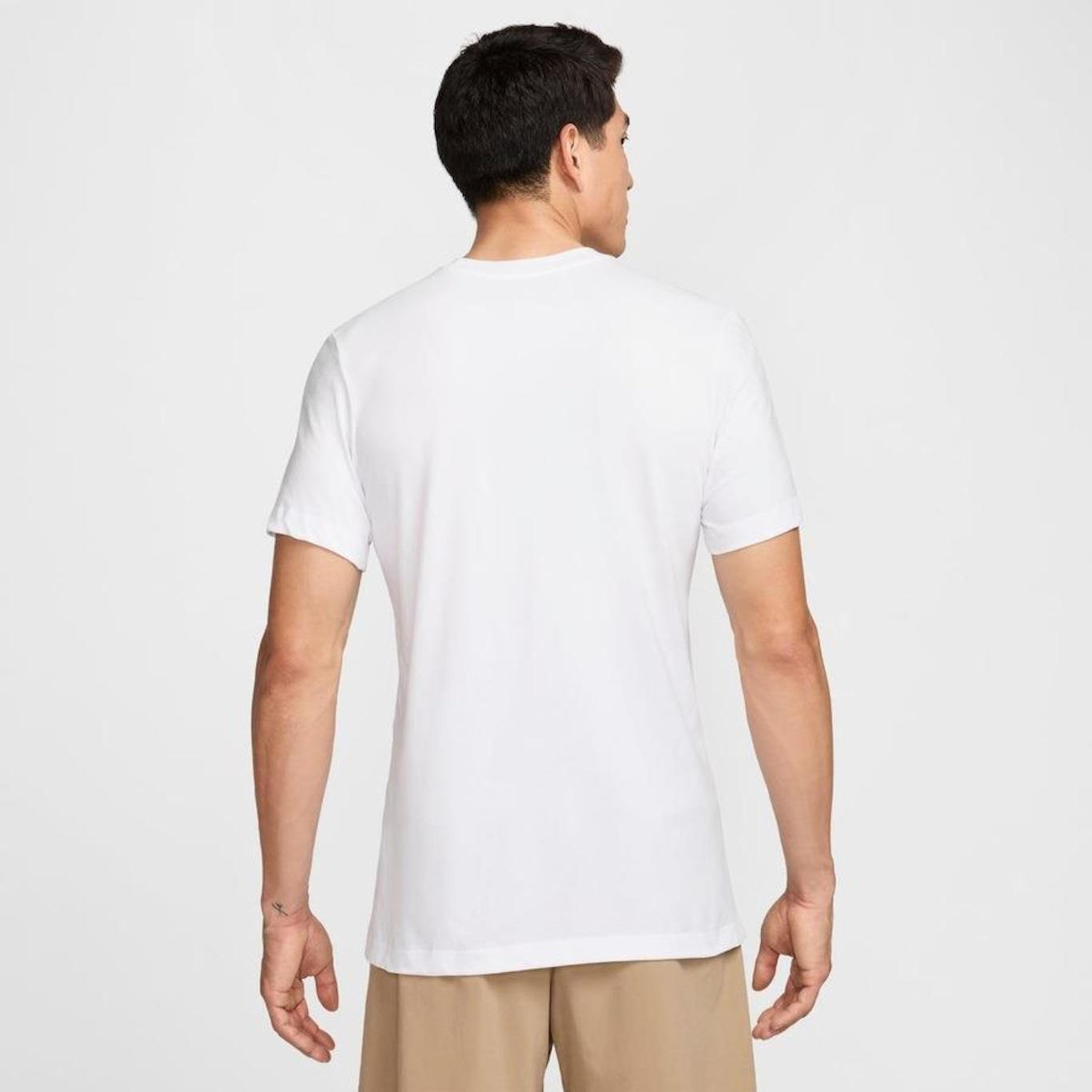 Camiseta Nike Dri-Fit Swoosh - Masculina - Foto 5