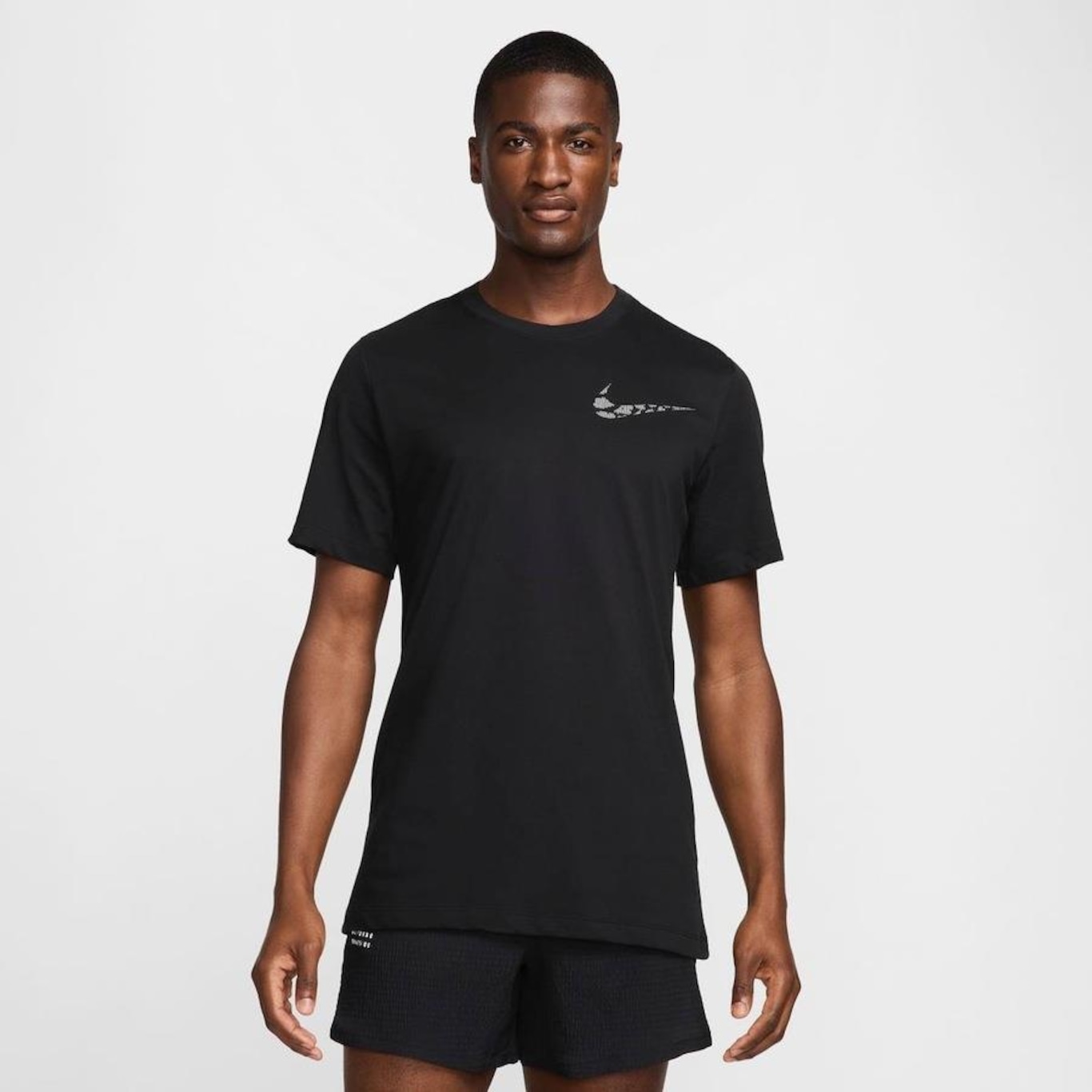 Camiseta Nike Dri-Fit Run - Masculina - Foto 1