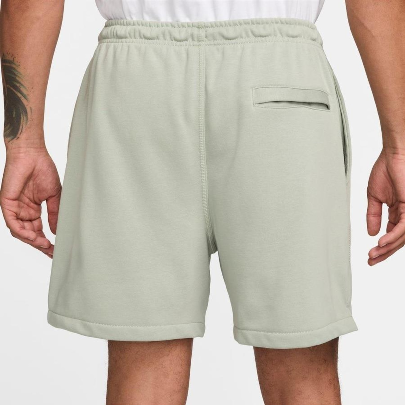 Short Nike Club Flow - Masculino - Foto 2