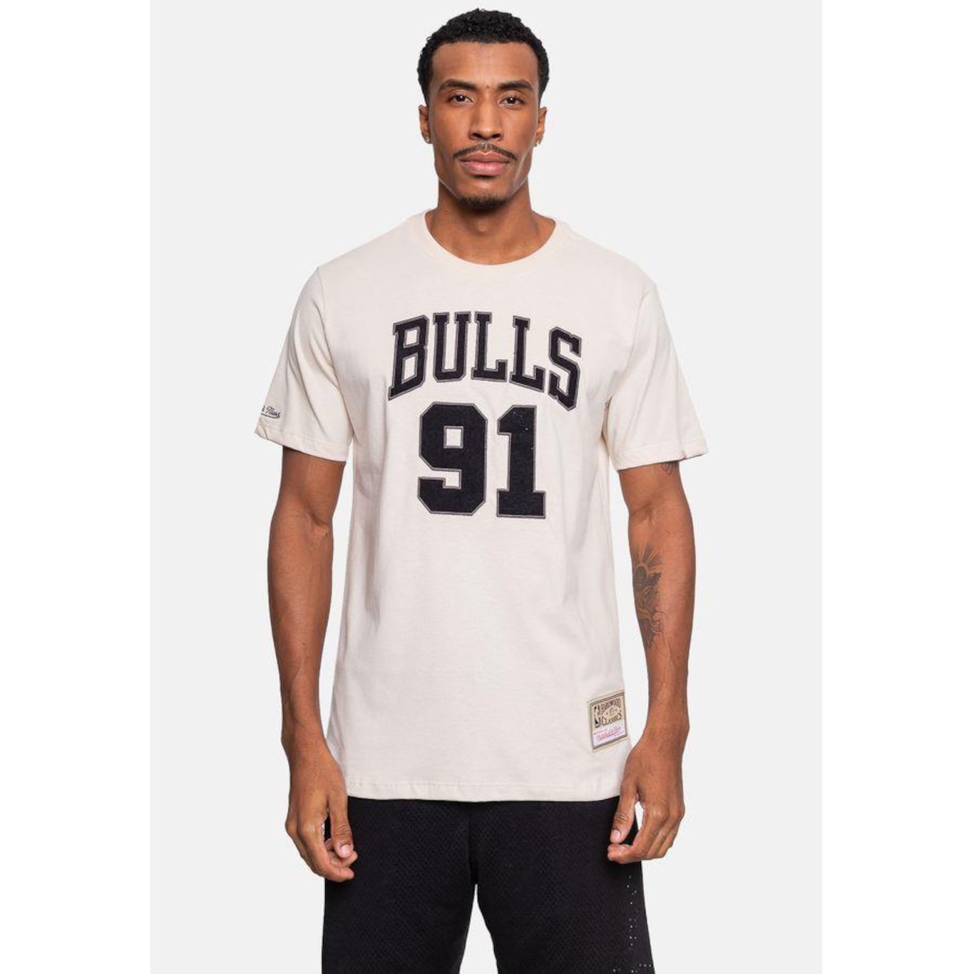 Camiseta Mitchell & Ness Chicago Bulls Dennis Rodman - Masculina - Foto 1