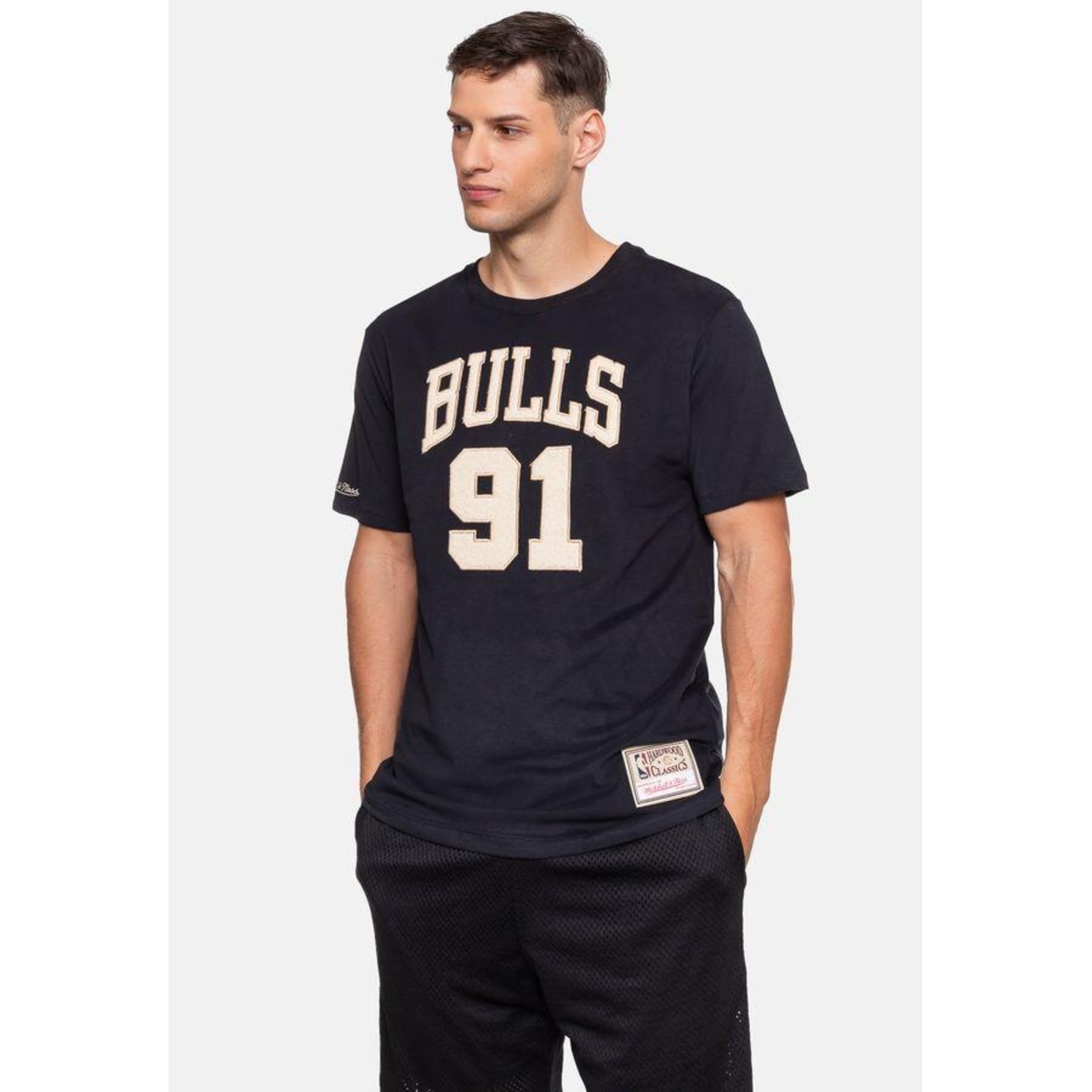 Camiseta Mitchell & Ness Chicago Bulls Dennis Rodman - Masculina - Foto 3