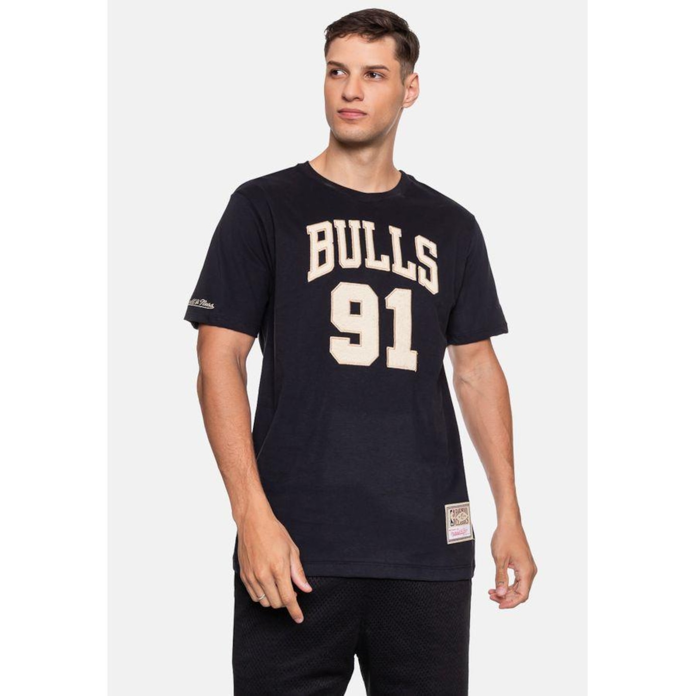 Camiseta Mitchell & Ness Chicago Bulls Dennis Rodman - Masculina - Foto 4