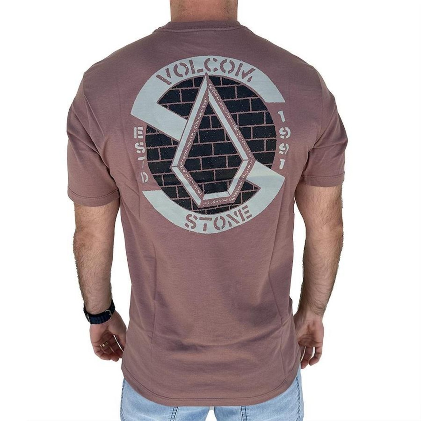 Camiseta Volcom Celler - Masculina - Foto 2