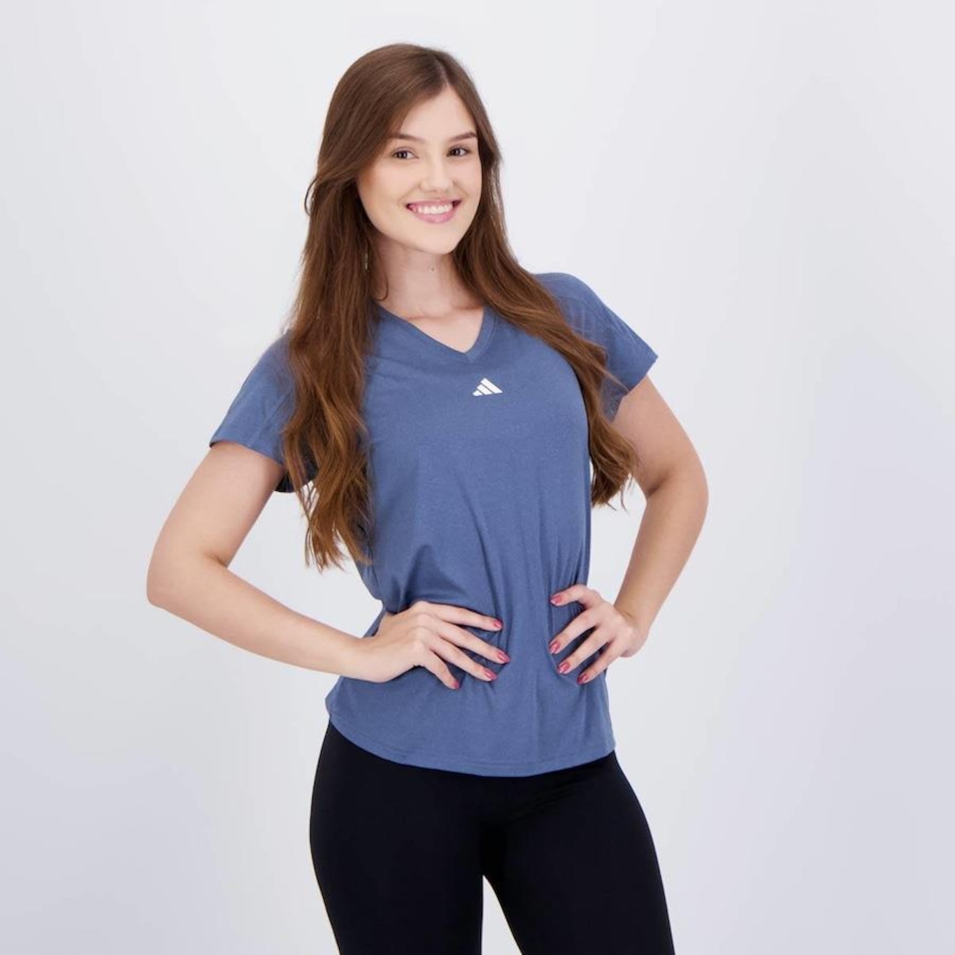 Camiseta adidas Essentials Minimal - Feminina - Foto 2