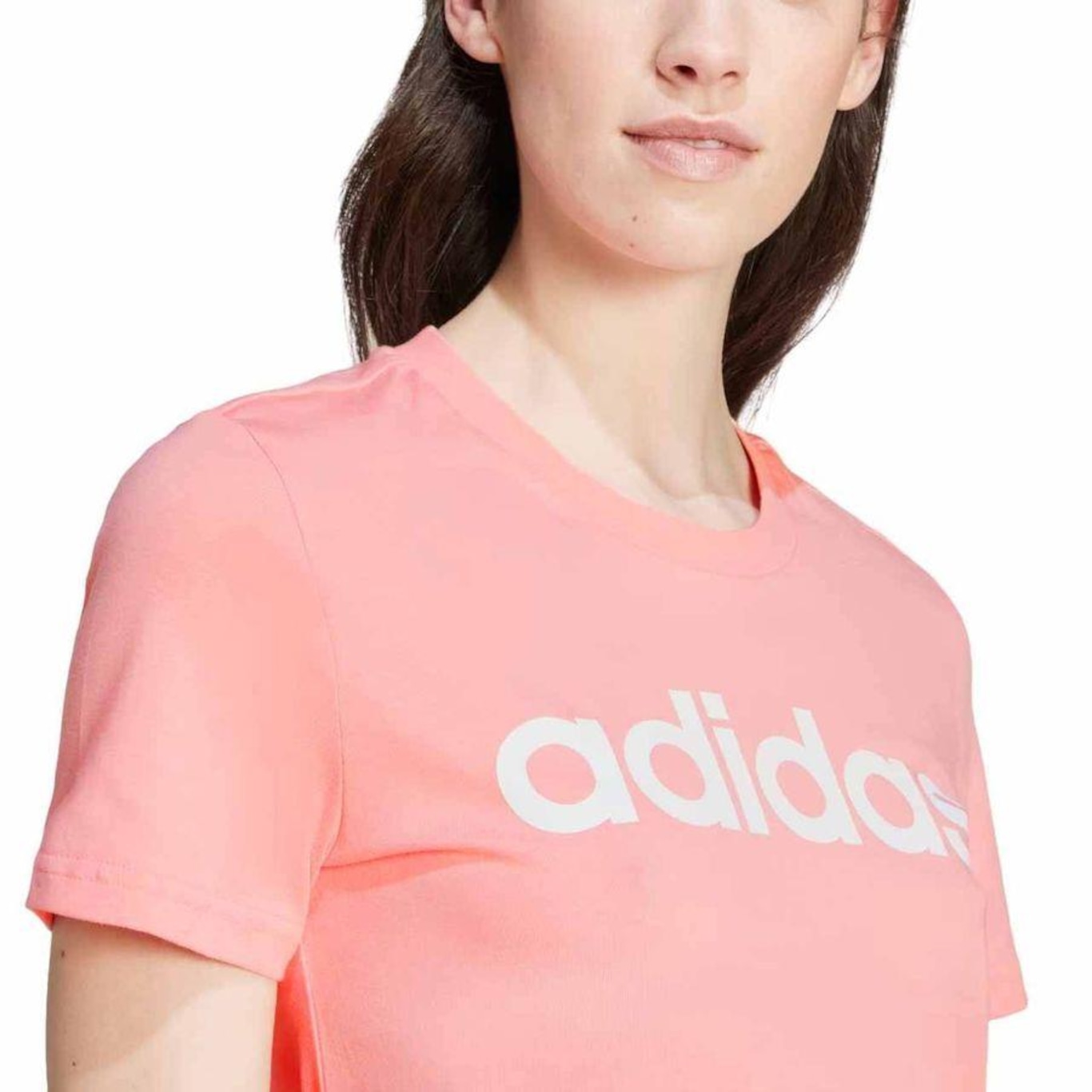 Camiseta adidas Logo Linear - Feminina - Foto 6