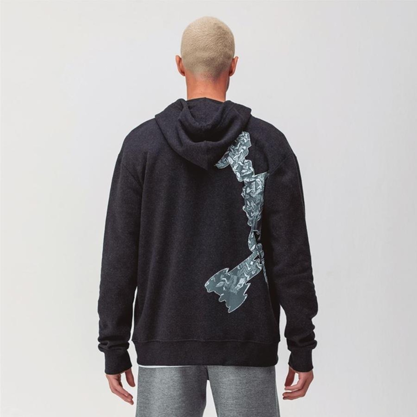 Jaqueta de Moletom Oakley Back To Skull Hoodie - Masculina - Foto 4