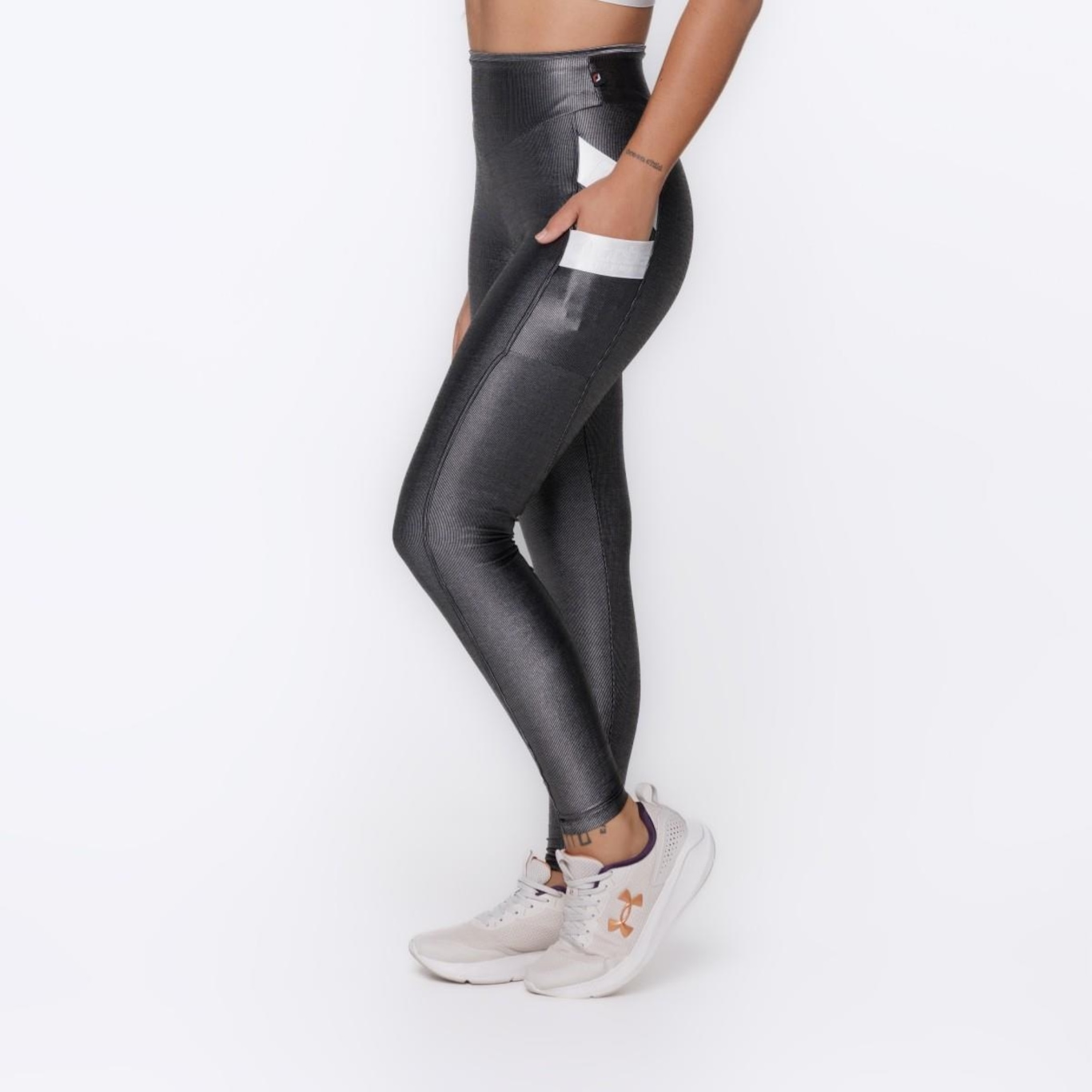 Calça Legging Orbis Fitness Cós Alto Bolso Lateral Recortes - Feminina - Foto 5