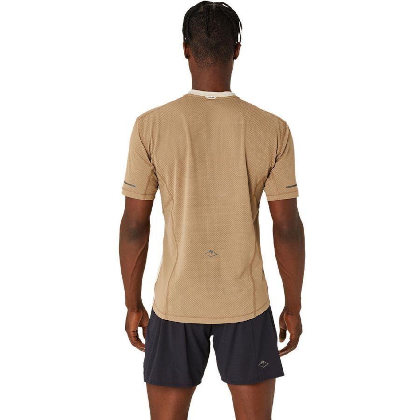 Camiseta Asics Fujitrail Zíper - Masculina - Foto 2