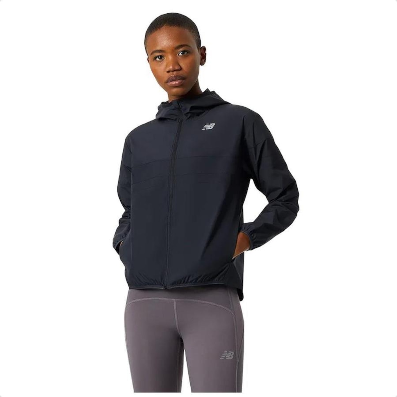 Jaqueta New Balance Corta Vento Windbreak Feminina - Foto 1