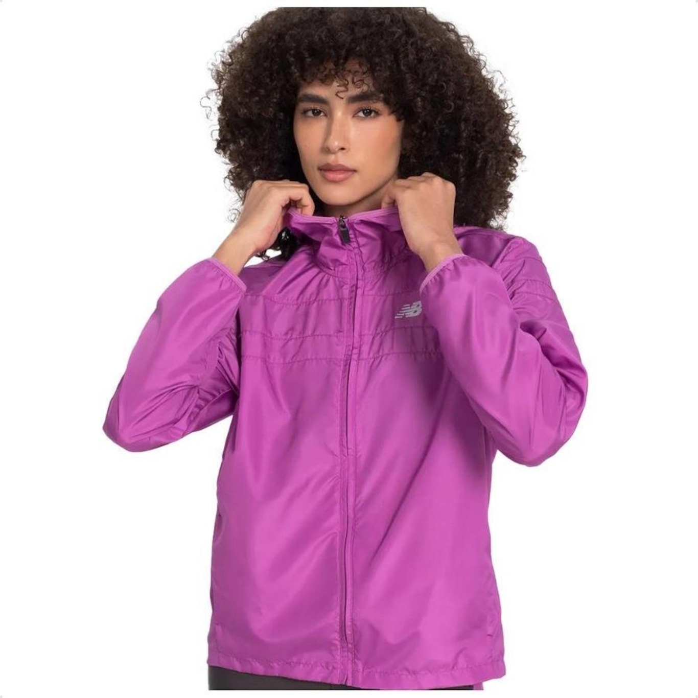 Jaqueta New Balance Corta Vento Windbreak Feminina - Foto 1