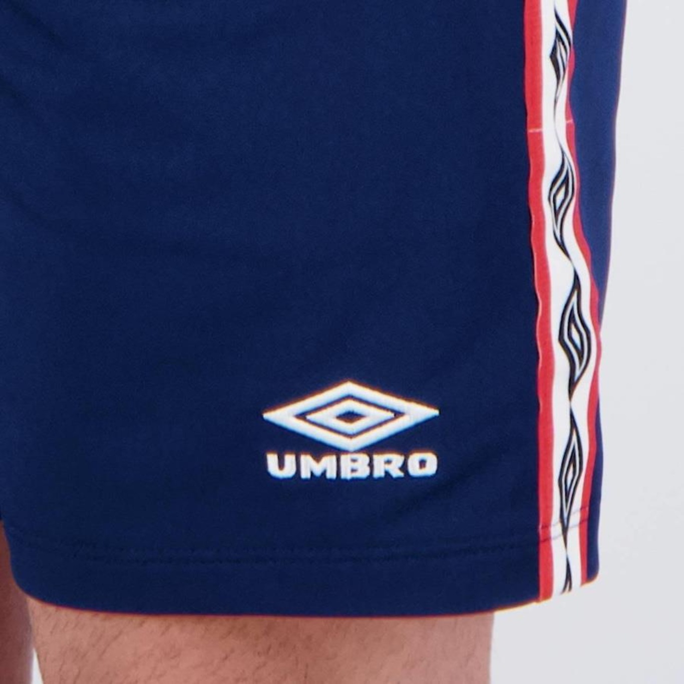 Bermuda Umbro Essence - Masculina - Foto 5