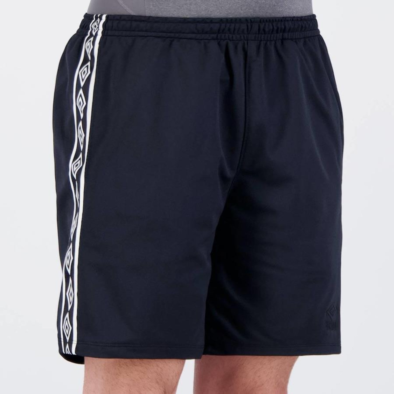 Bermuda Umbro Essence - Masculina - Foto 2