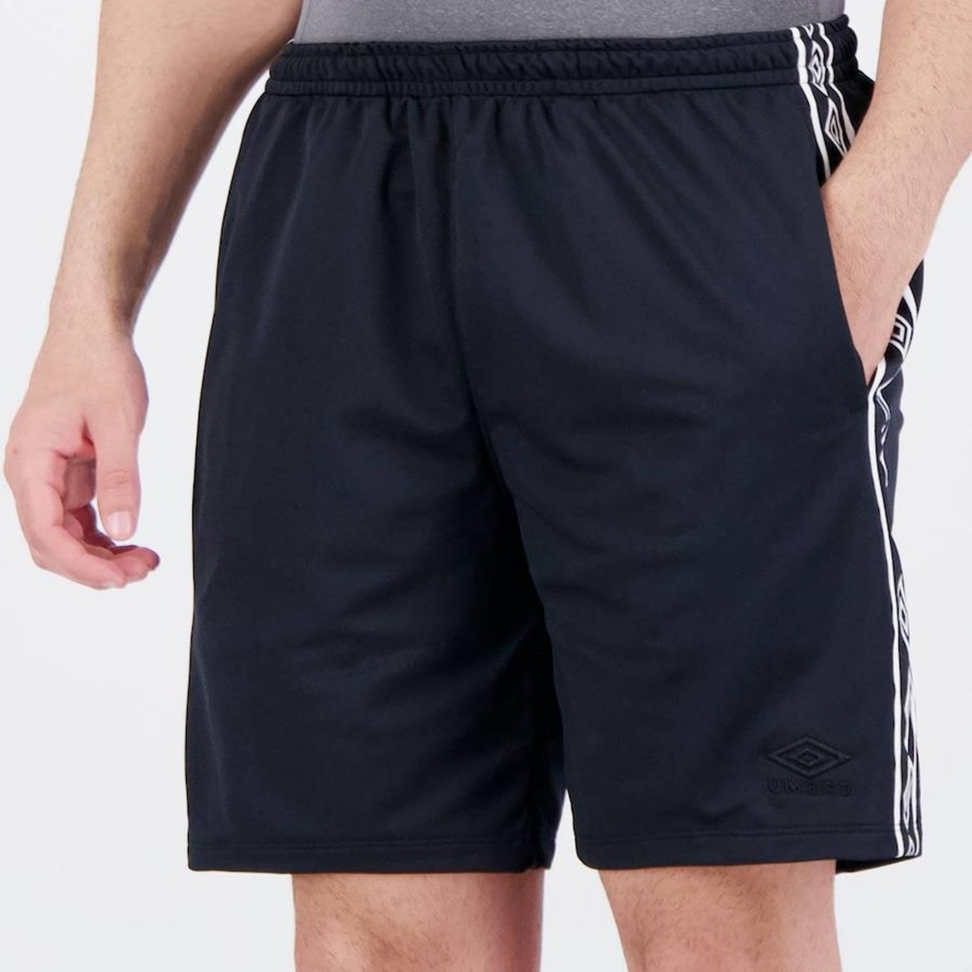 Bermuda Umbro Essence - Masculina - Foto 3