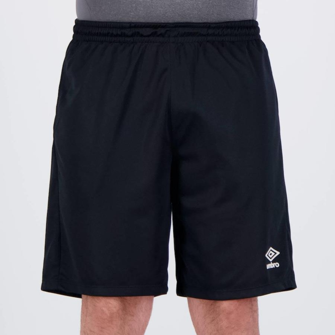 Bermuda Umbro Essential - Masculina - Foto 1