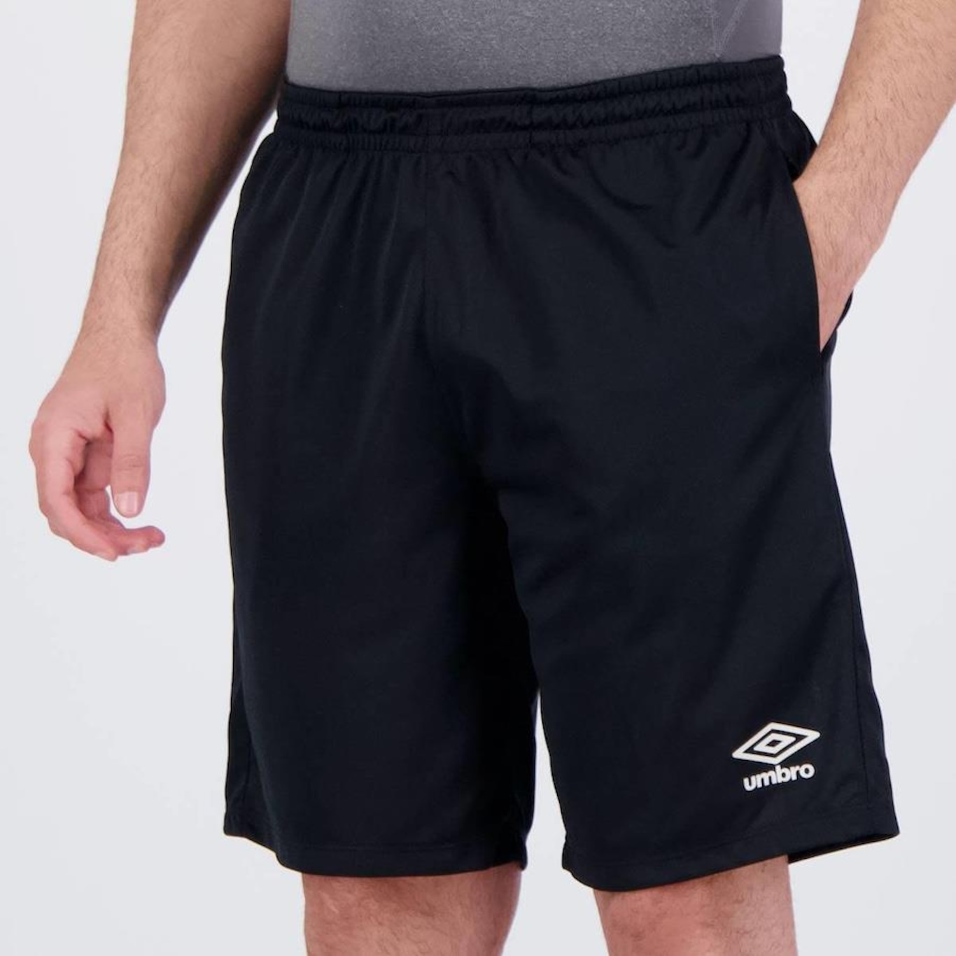 Bermuda Umbro Essential - Masculina - Foto 3