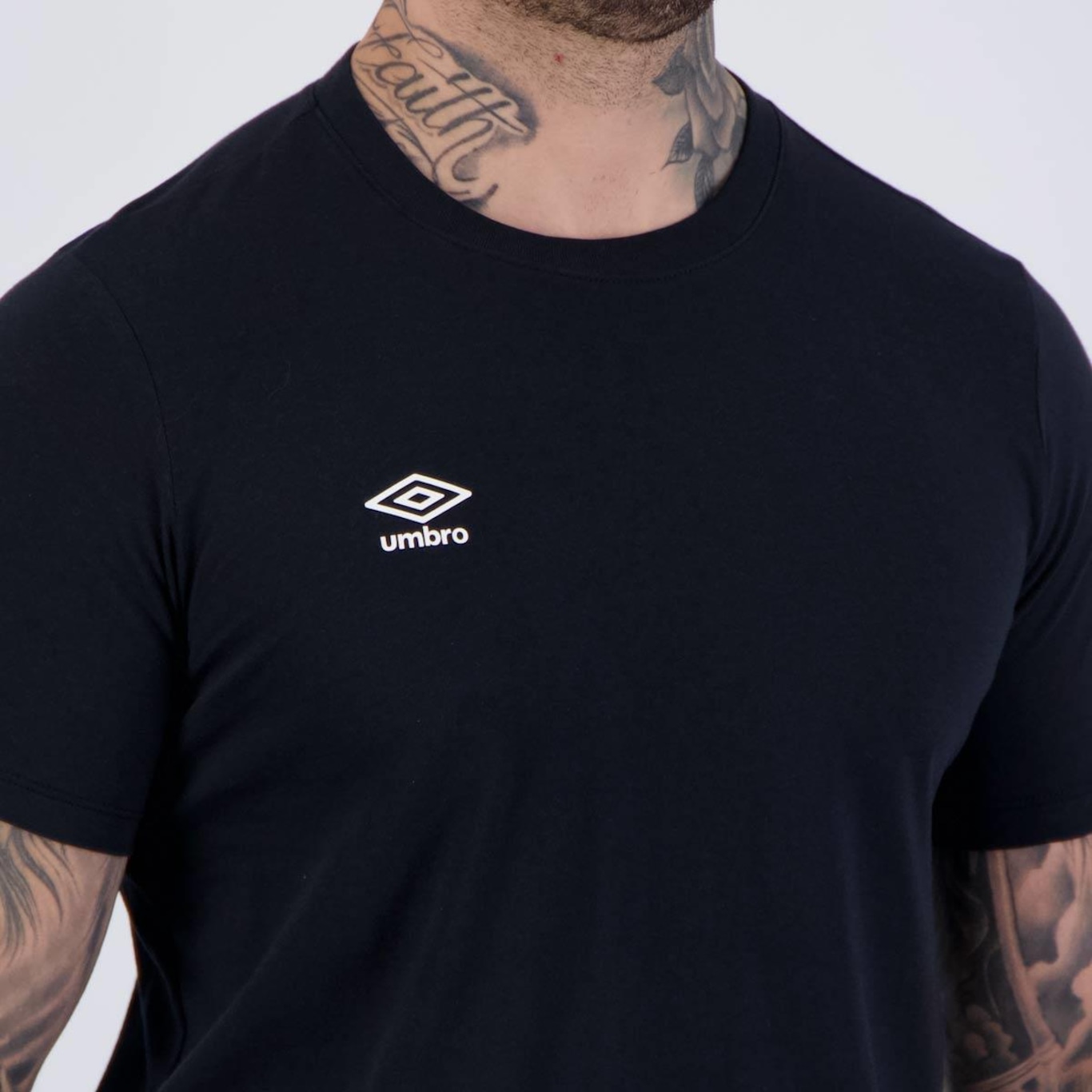 Camiseta Umbro Dribble Master - Masculina - Foto 5