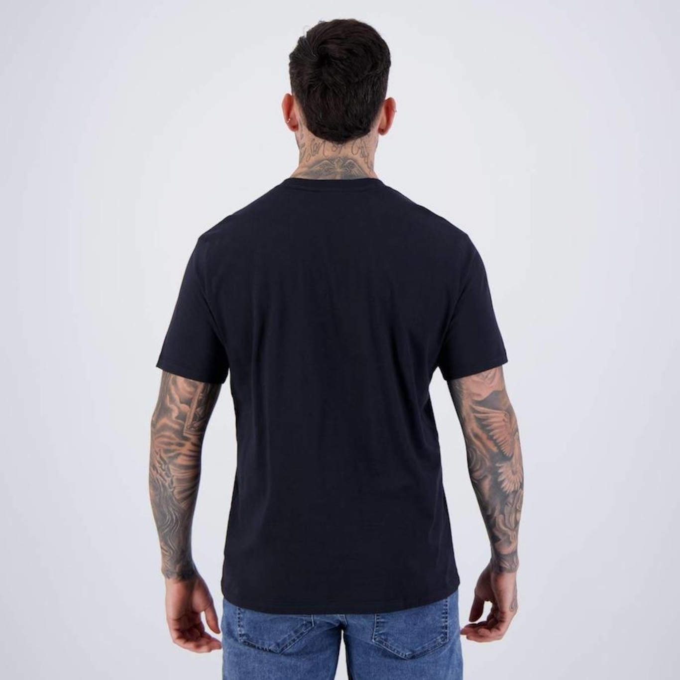 Camiseta Umbro Essential Comfy - Masculina - Foto 4