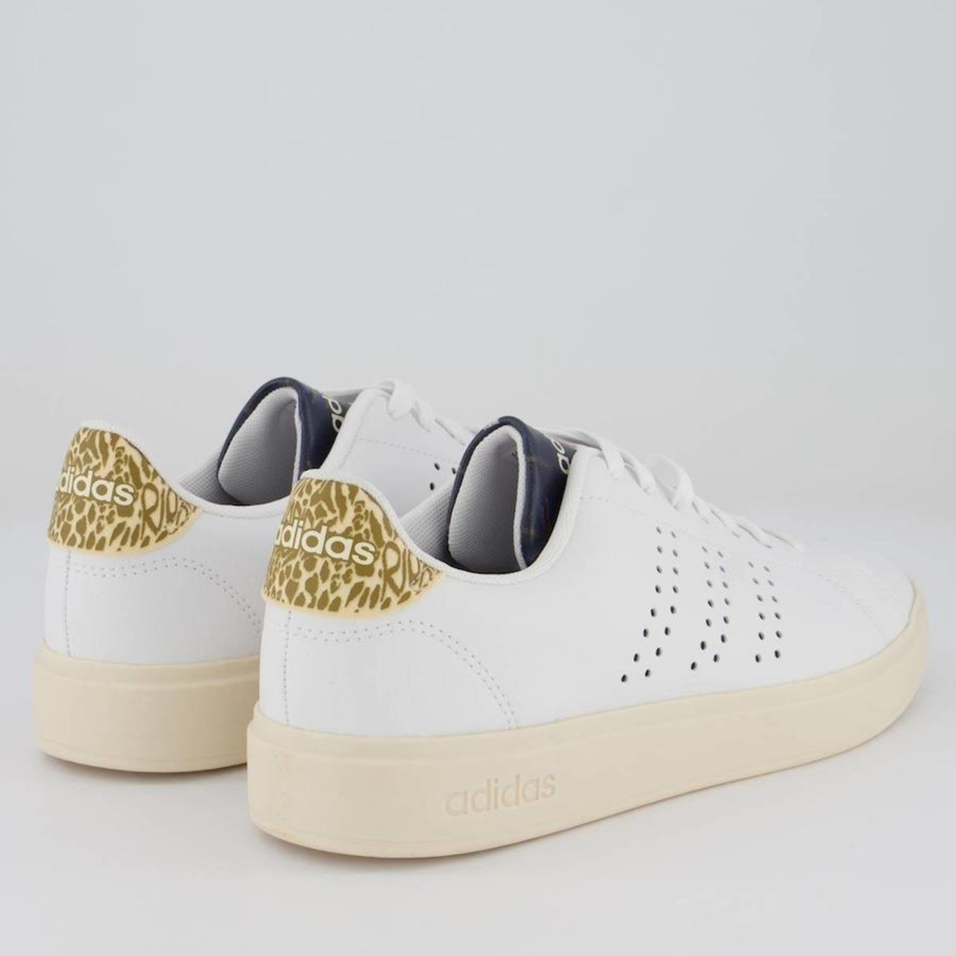 Tênis adidas Advantage 2.0 - Feminino - Foto 3