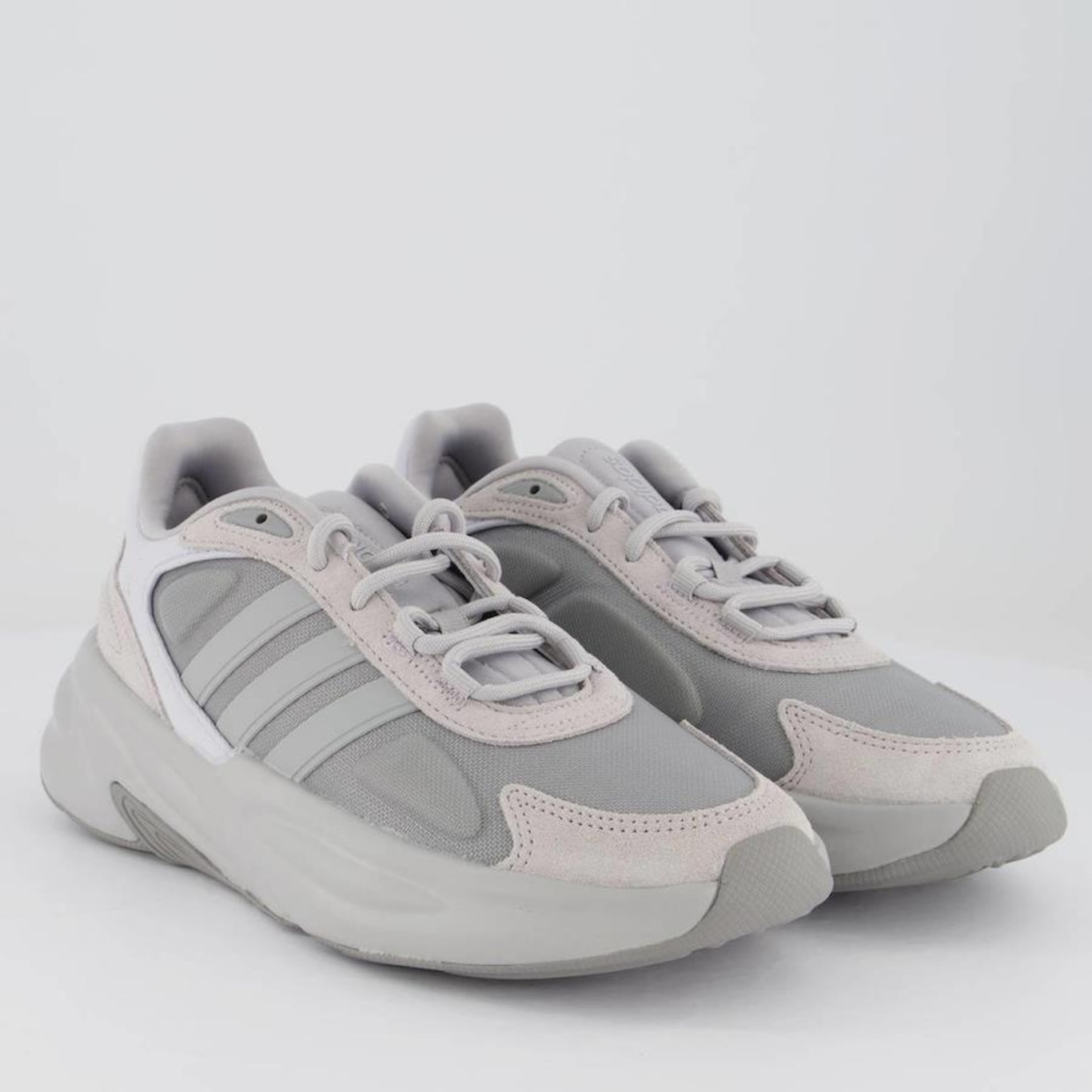 Tênis adidas Ozelle Feminino - Foto 2