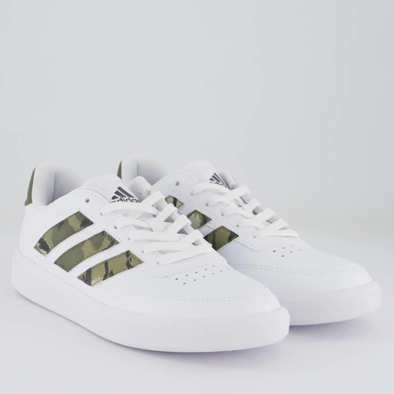 Tênis adidas Courtblock Masculino - Foto 2