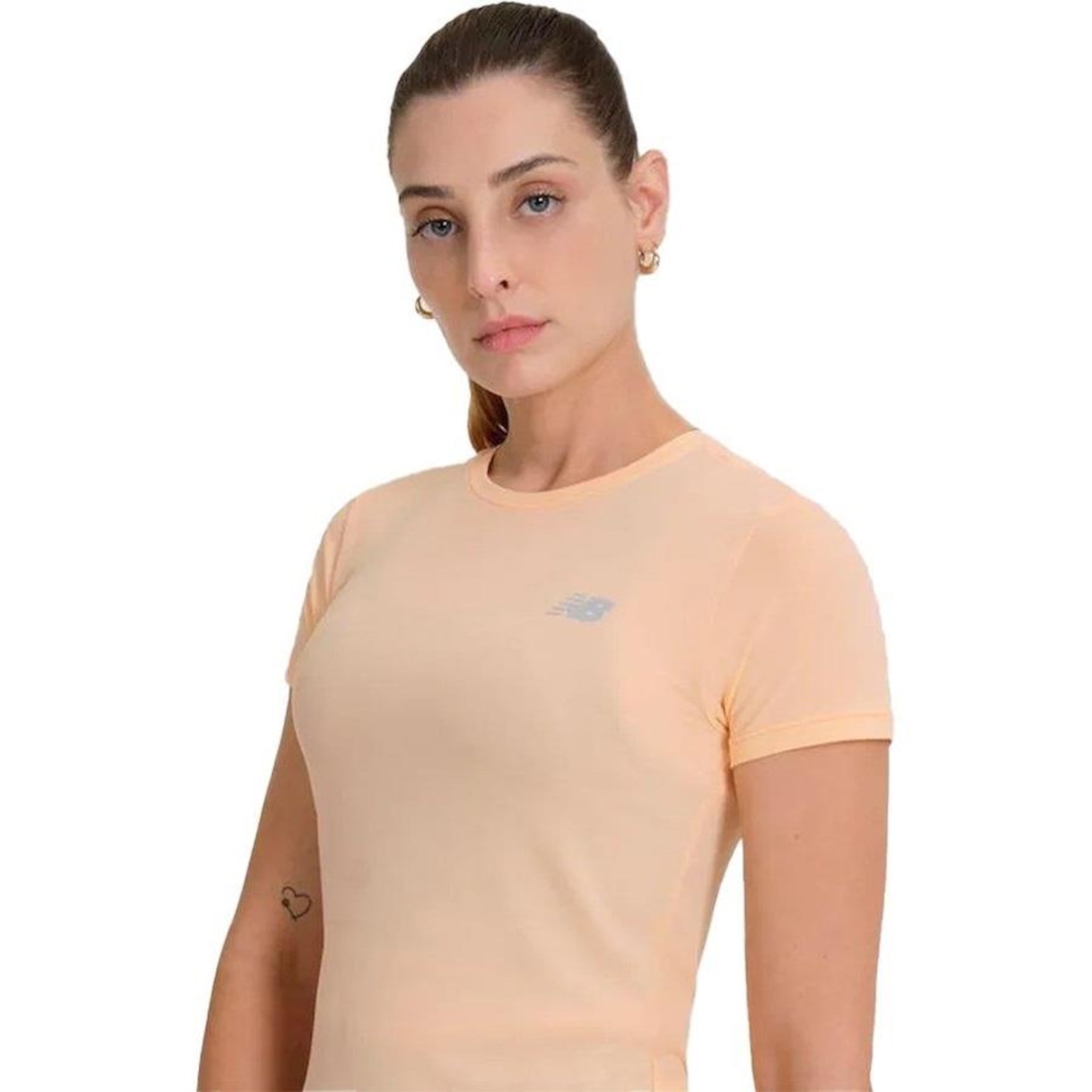 Camiseta New Balance Sport Essentials - Feminina - Foto 3