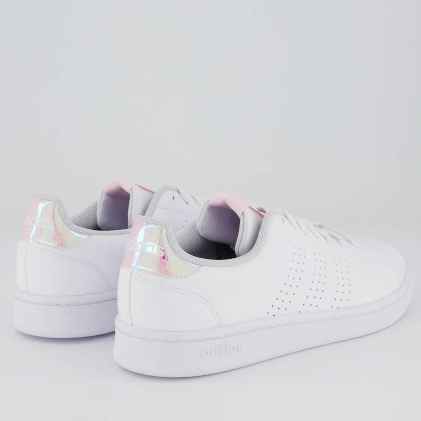 Tênis adidas Advantage - Feminino - Foto 3