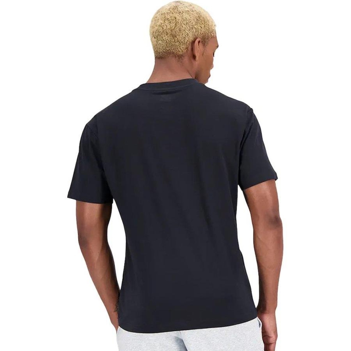 Camiseta New Balance Essentials - Masculina - Foto 2