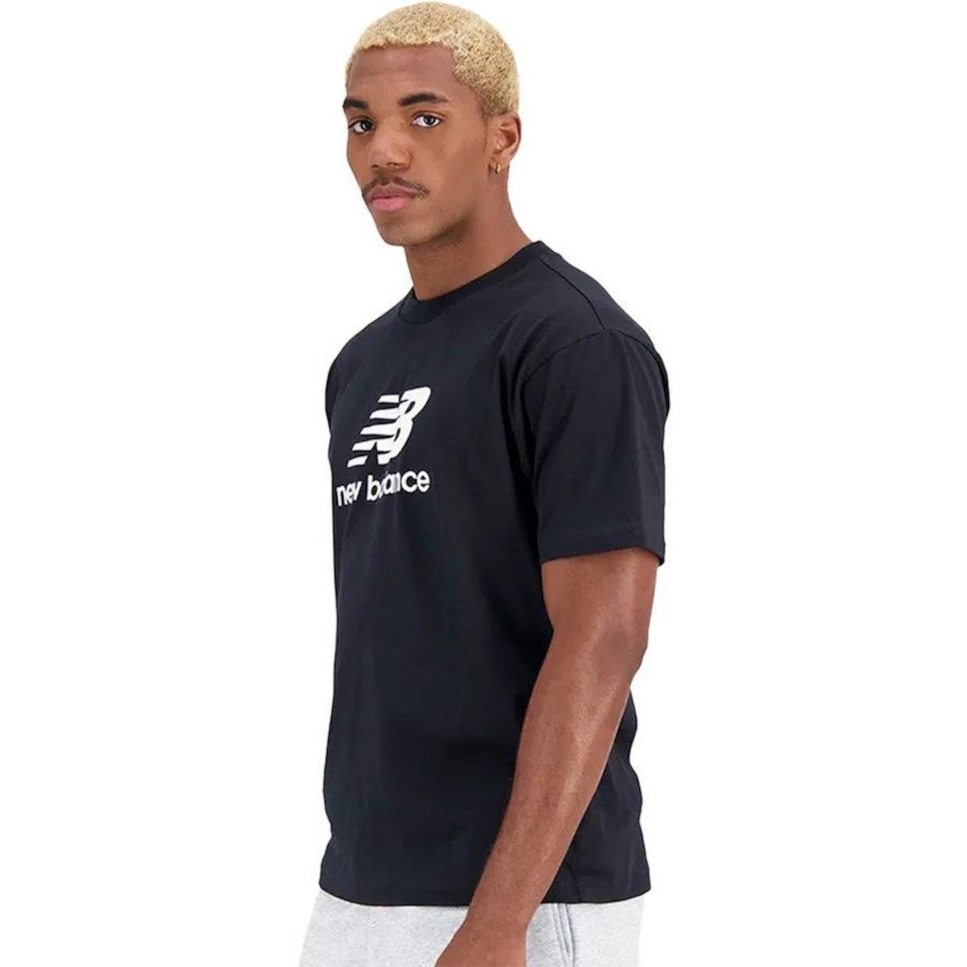 Camiseta New Balance Essentials - Masculina - Foto 3