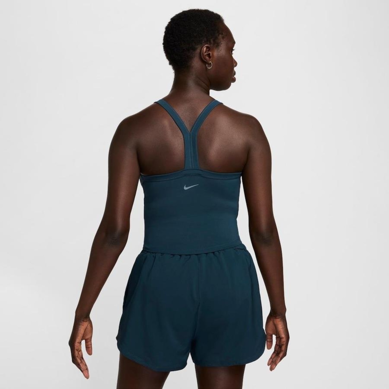 Camiseta Regata Nike One - Feminina - Foto 6