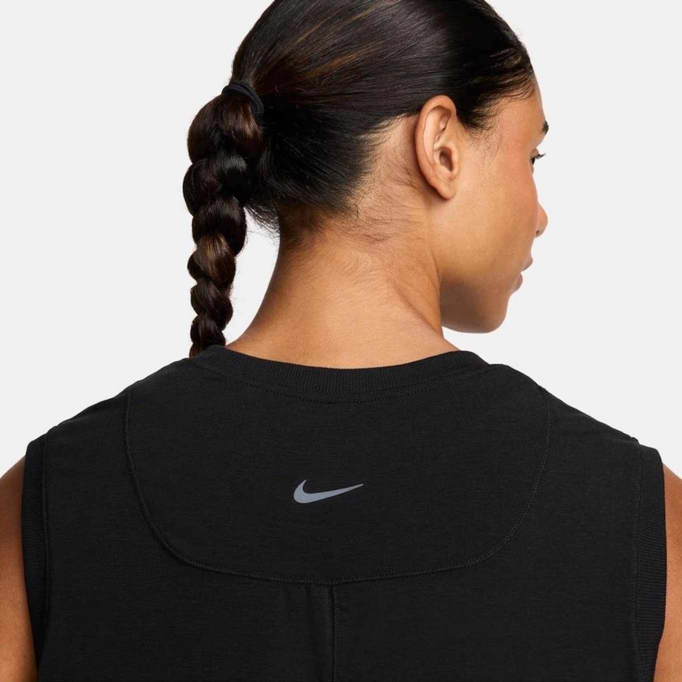 Camiseta Regata Nike Dri-Fit One - Feminina - Foto 4