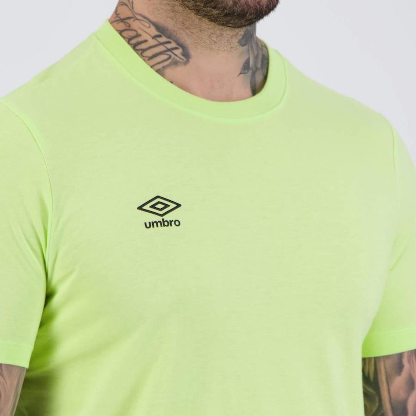 Camiseta Umbro Dribbler Master - Masculina - Foto 5