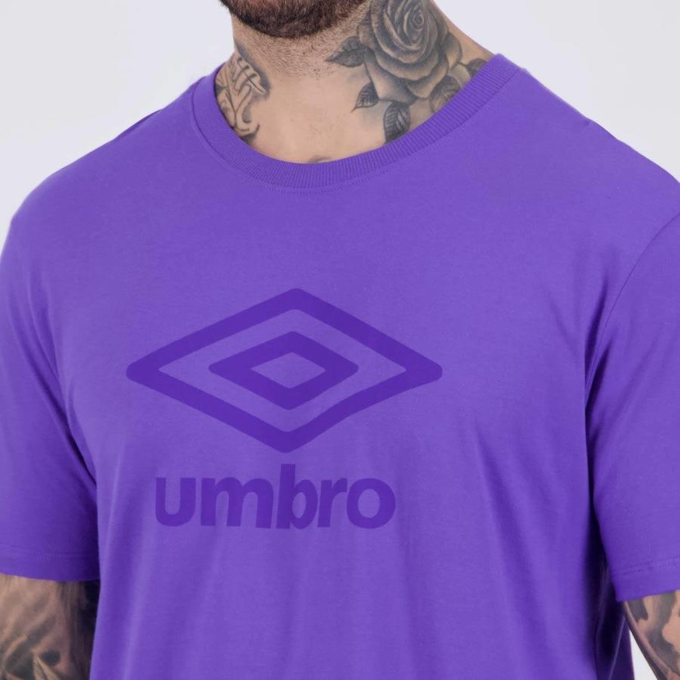 Camiseta Umbro Essential Comfy - Masculina - Foto 5