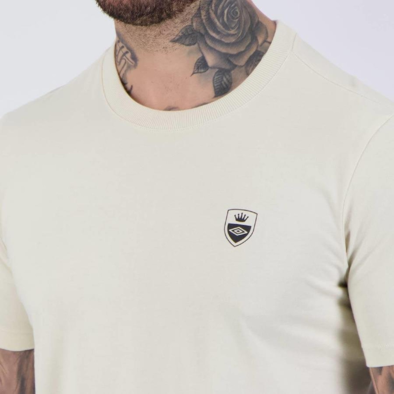 Camiseta Umbro Diamond Crown - Masculina - Foto 5