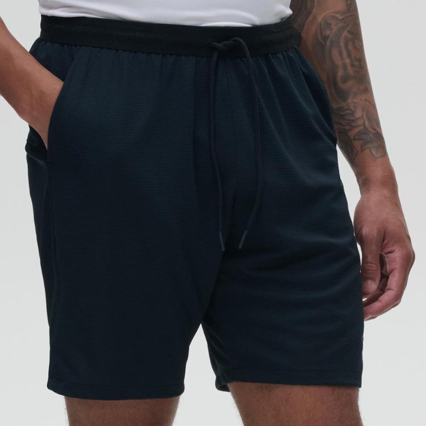 Bermuda Umbro Cut Elastic - Masculina - Foto 3