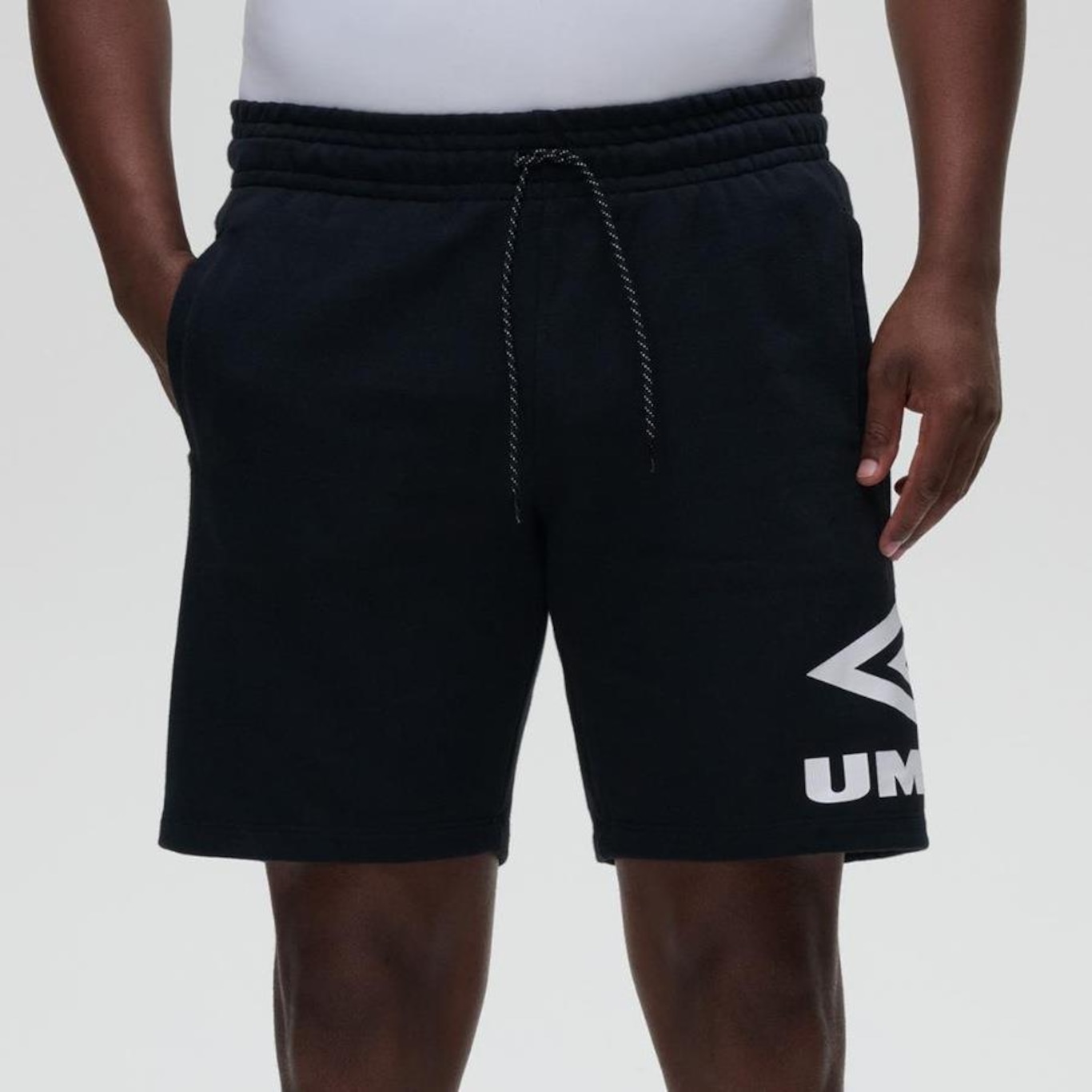 Bermuda Umbro Diamond Club - Masculina - Foto 3