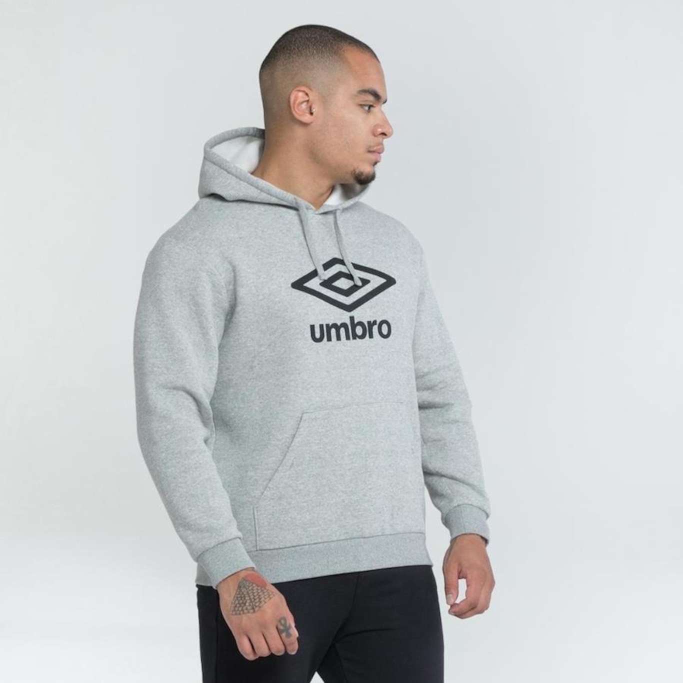 Blusão de Moletom com Capuz Umbro Comfy - Unisex - Foto 3