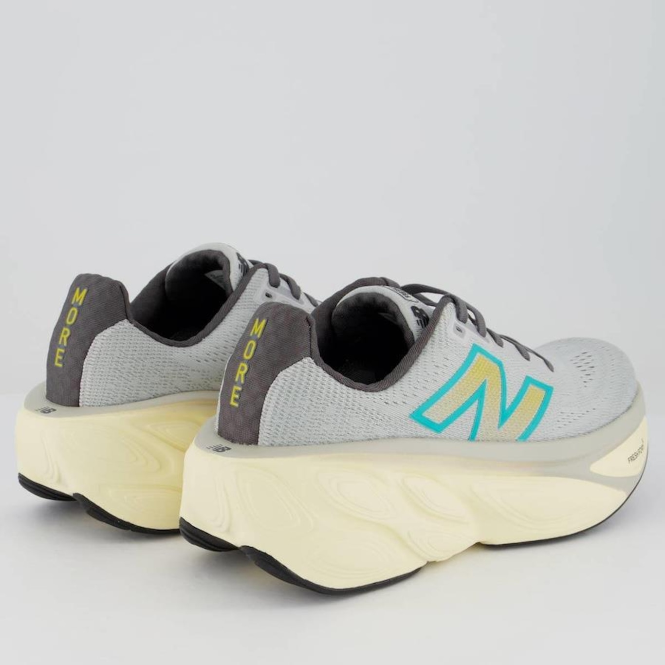 Tênis New Balance Fresh Foam X More V5 - Masculino - Foto 3