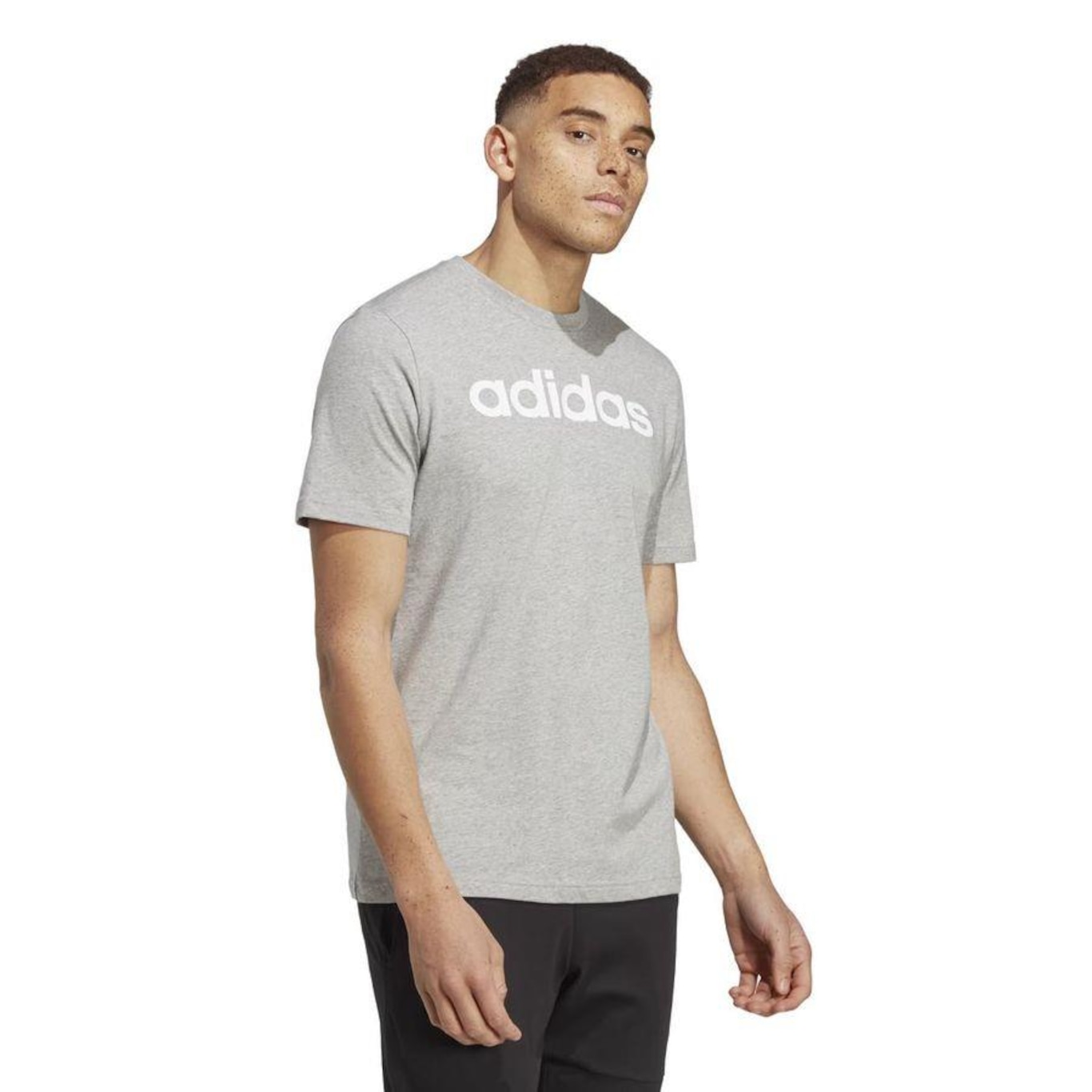 Camiseta adidas Logo Linear - Masculina - Foto 4