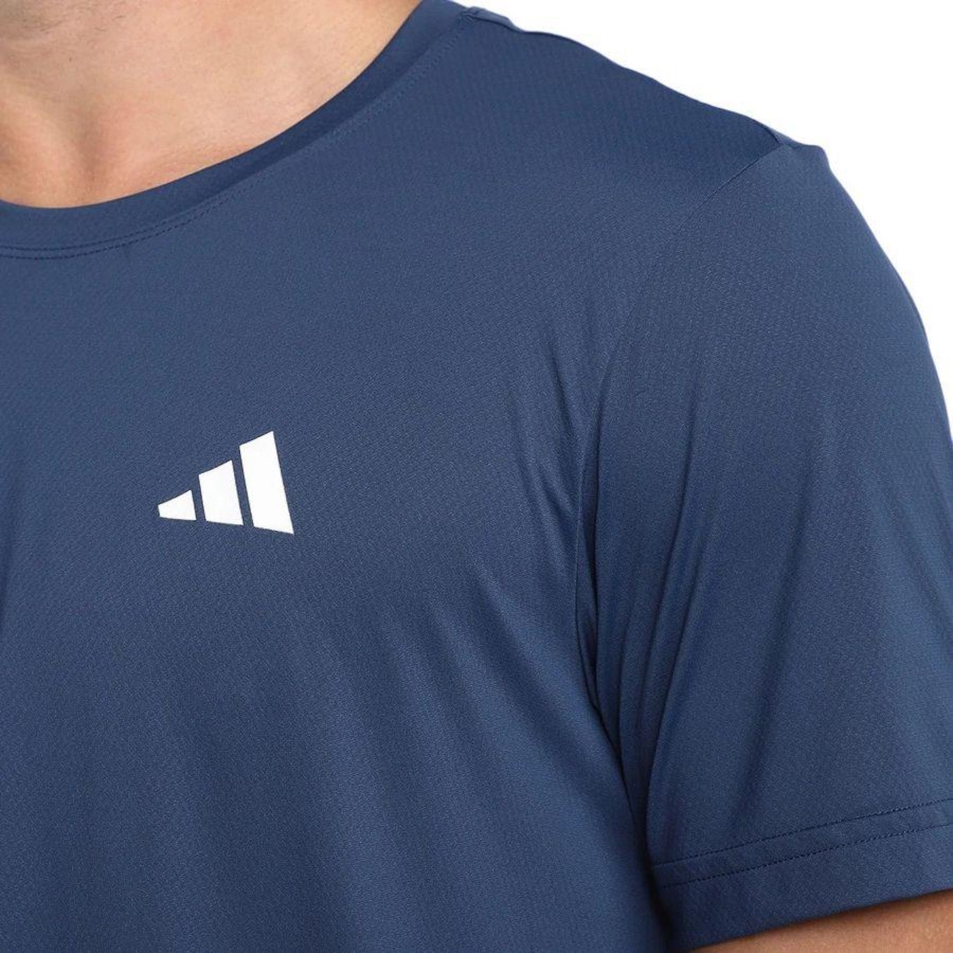 Camiseta adidas Own The Run Basic - Masculina - Foto 4