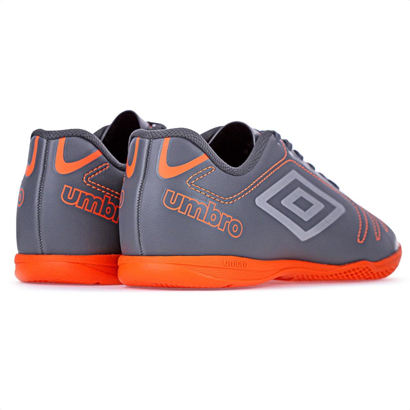 Chuteira Futsal Umbro Class - Adulto - Foto 4