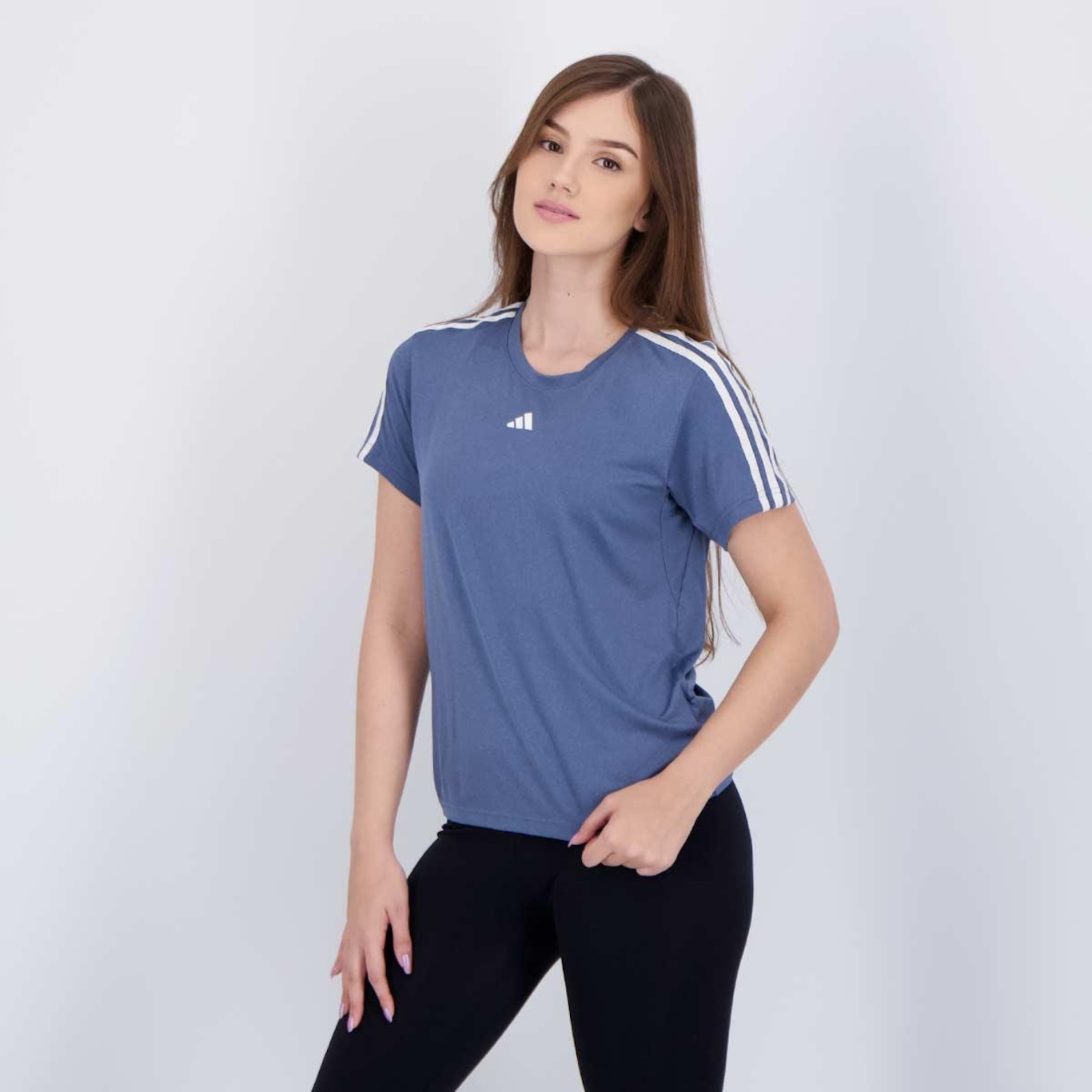 Camiseta adidas Aeroready Train Essentials 3S - Feminina - Foto 3