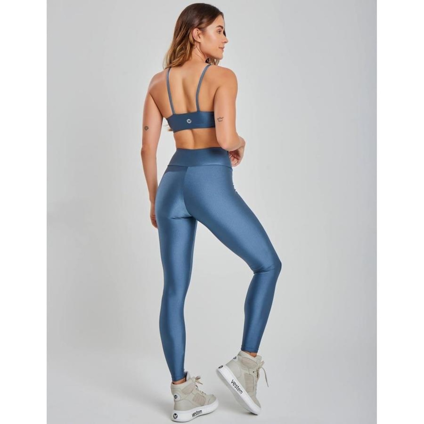 Conjunto Vestem Legging Fuso e Top Ana - Feminino - Foto 2