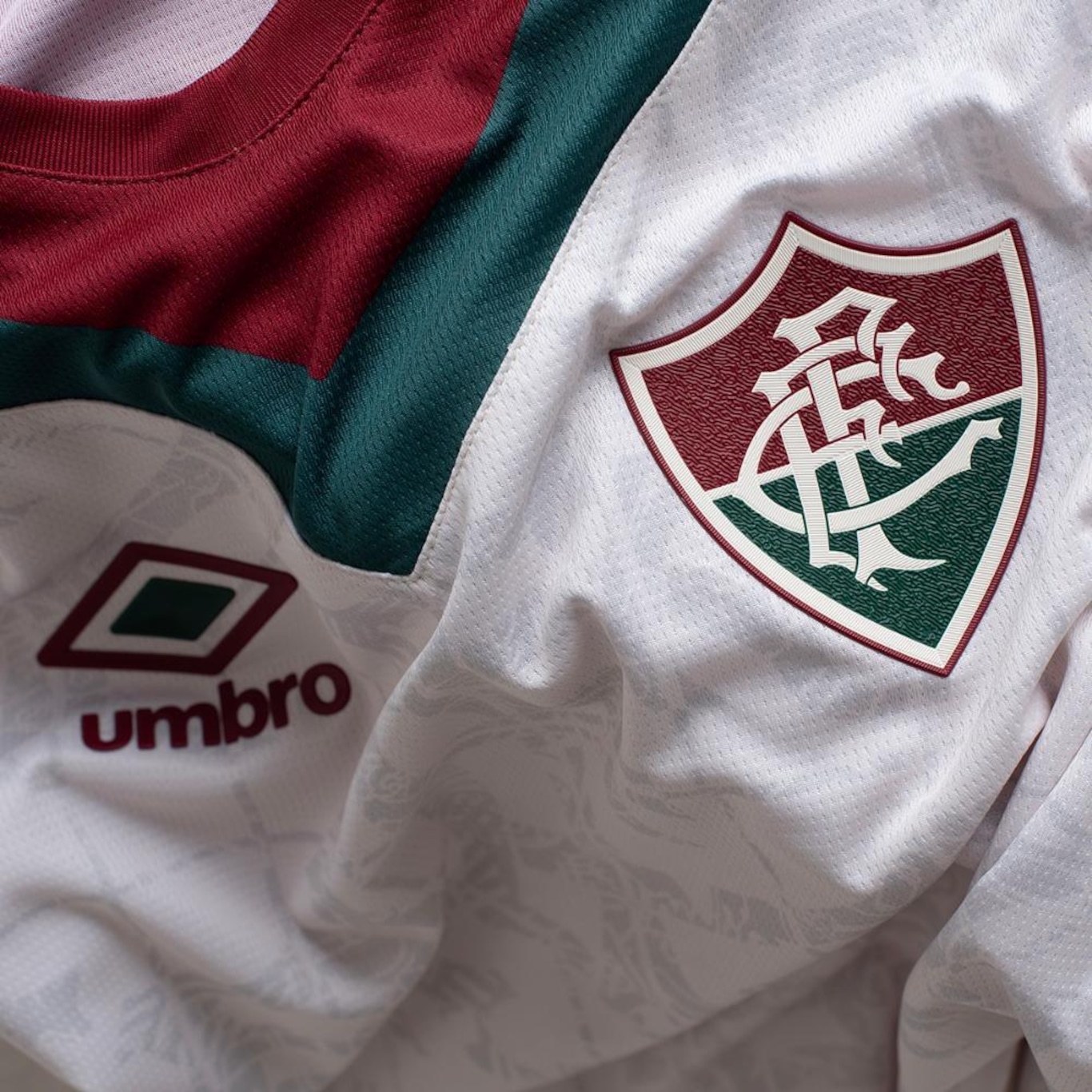 Camisa do Fluminense 3 2024 Umbro Oficial Jogadora - Feminina - Foto 4