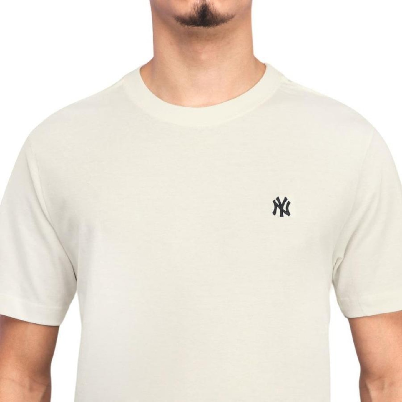 Camiseta New Era New York Yankees Mini Logo Bordado - Masculina - Foto 2